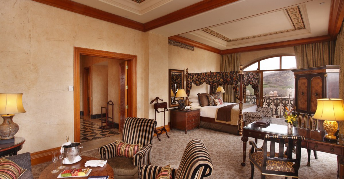 KING SUITE