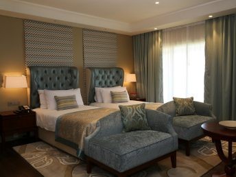 LUXURY ROOM
