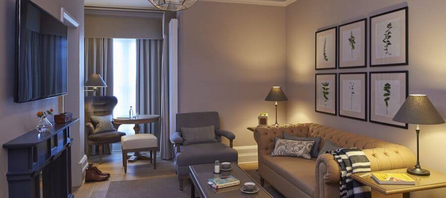 SUITE