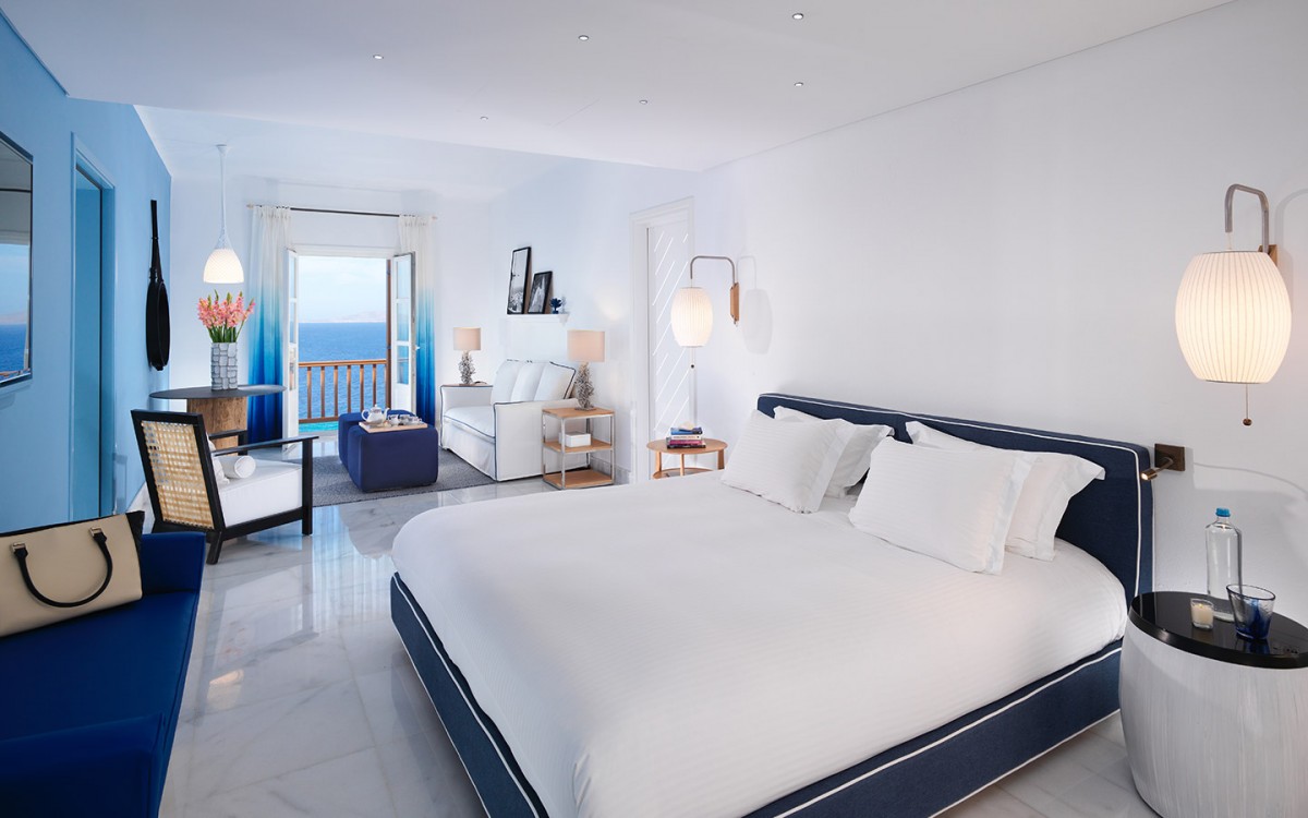 EXECUTIVE SEA VIEW SUITE