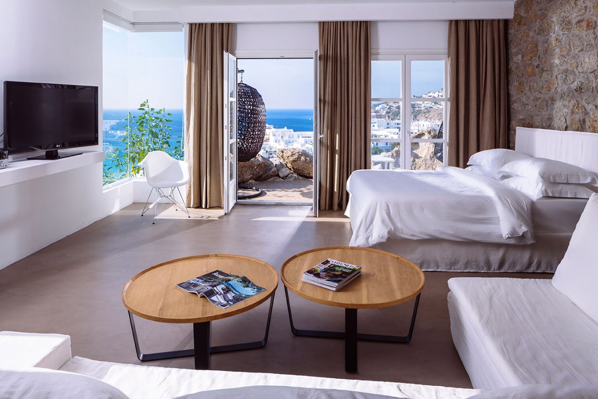 PASSION SUITE WITH PRIVATE JACUZZI