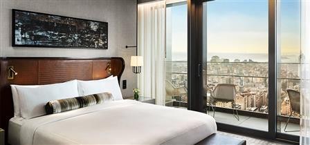 FAIRMONT ONE-BEDROOM SUITE