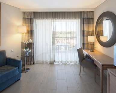 KING FAMILY SUITE