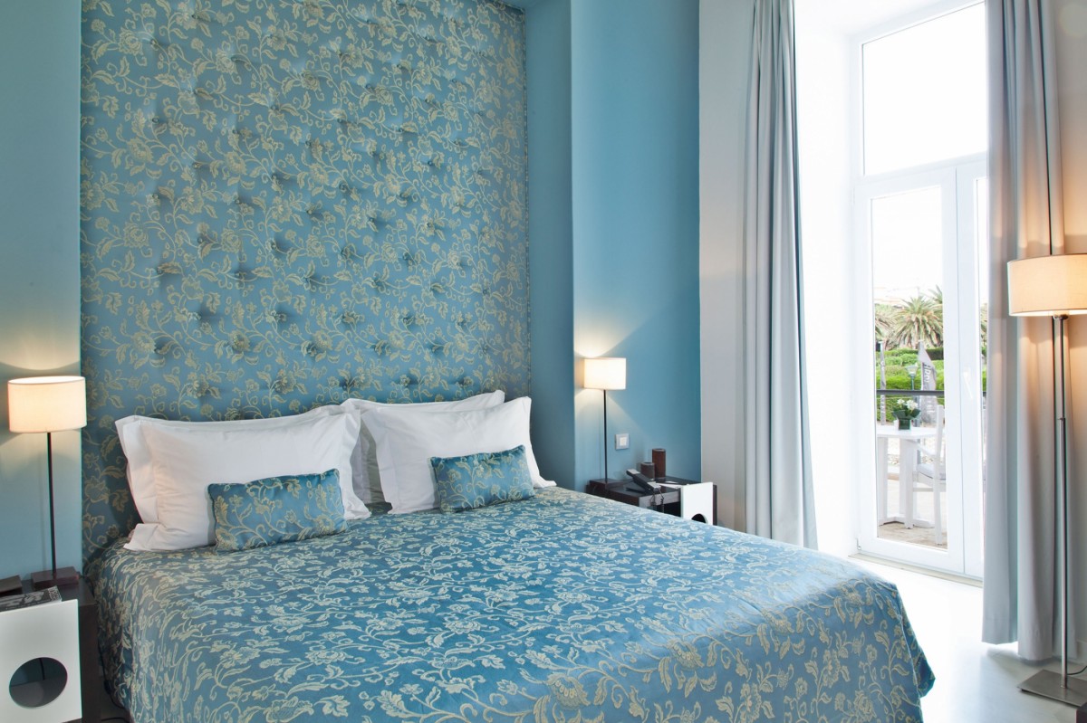 GARDEN VIEW ROOM