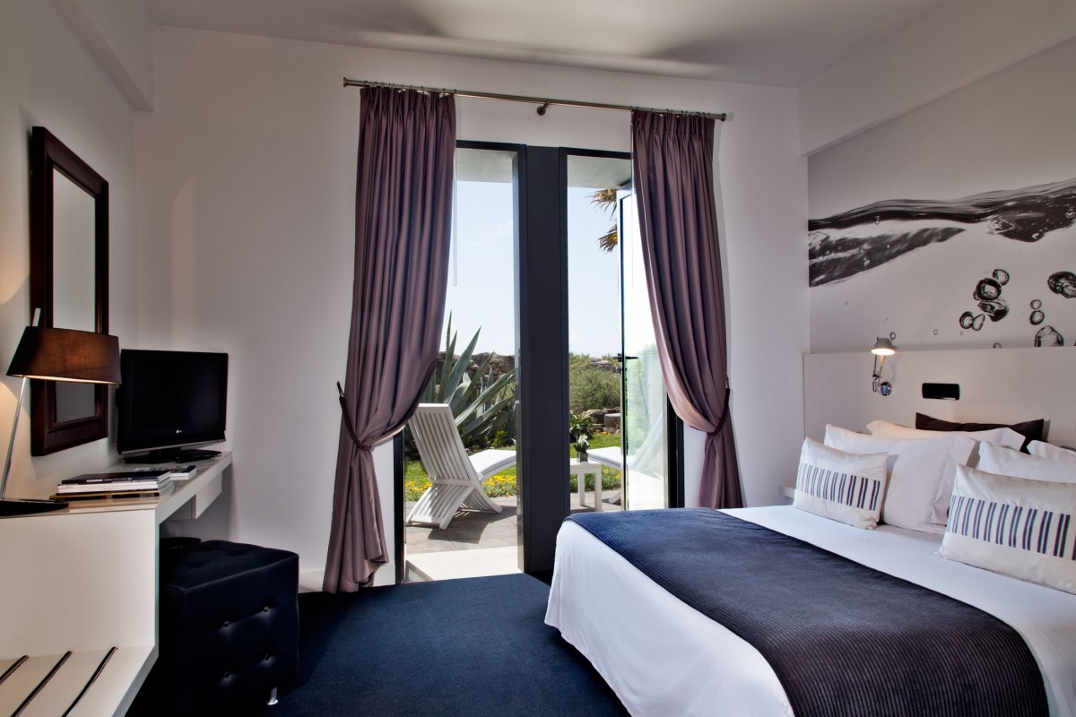 SEA VIEW ROOM