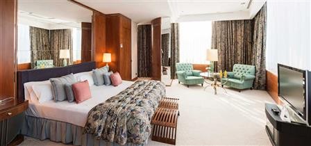 ROYAL SUITE POLO