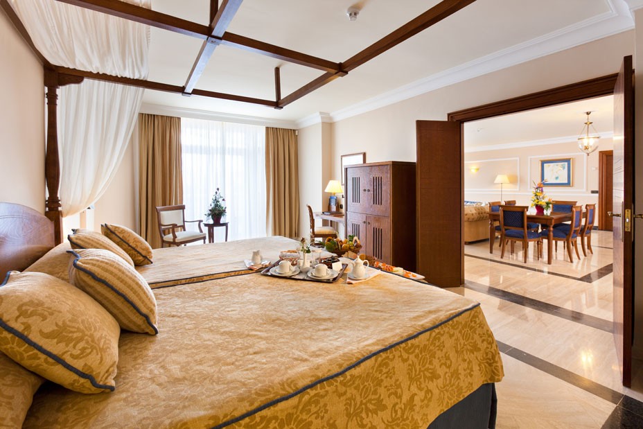 IMPERIAL SUITE
