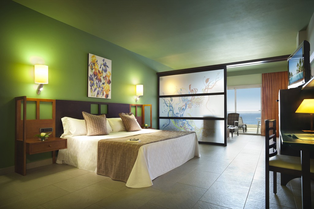 JUNIOR SUITE WITH SEA VIEW