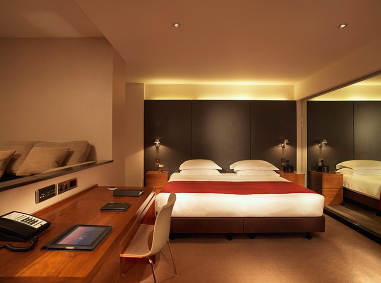 EXECUTIVE ROOMS
