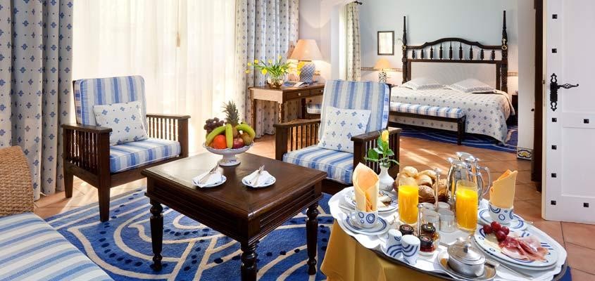 JUNIOR SUITE