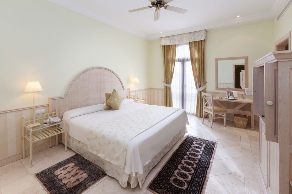 IMPERIAL SUITE