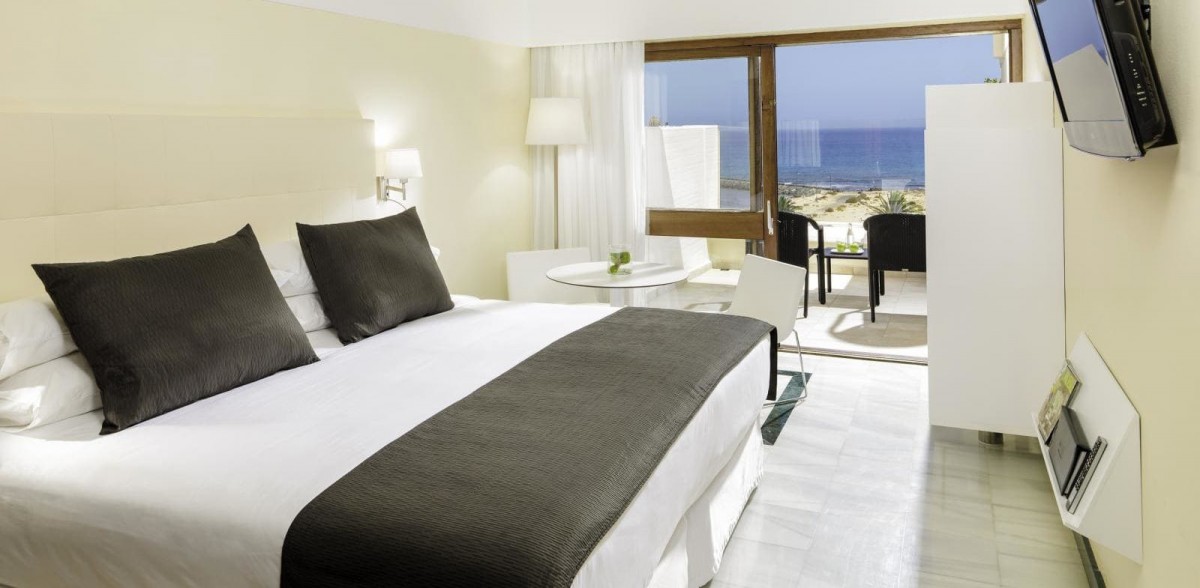 THE LEVEL SEA VIEW