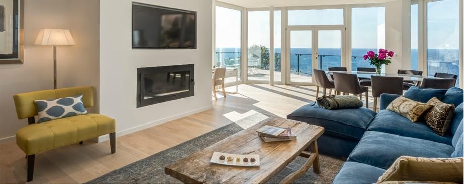 THE MAR BLAU SUITE