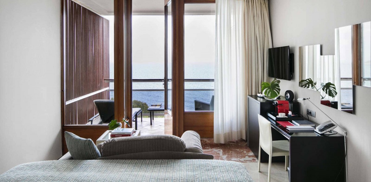 REDLEVEL JUNIOR SUITE WITH SEA VIEW