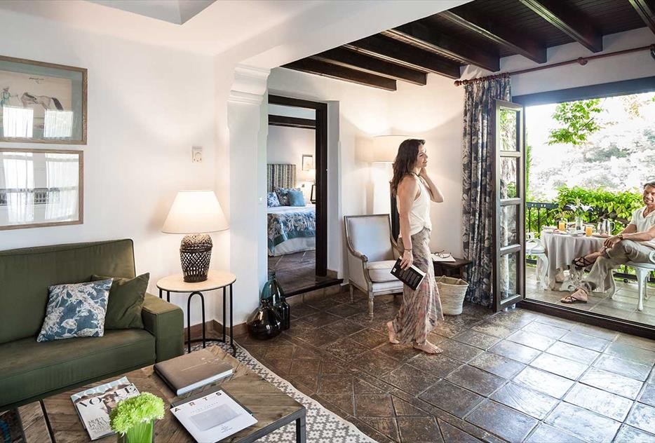 JUNIOR SUITE WITH BALCONY OR TERRACE