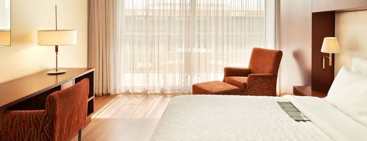 DELUXE ROOMS WITH TERRACE