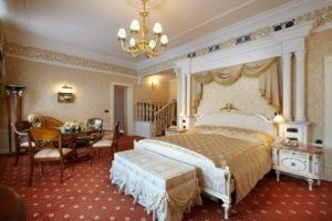TALEON SUITE