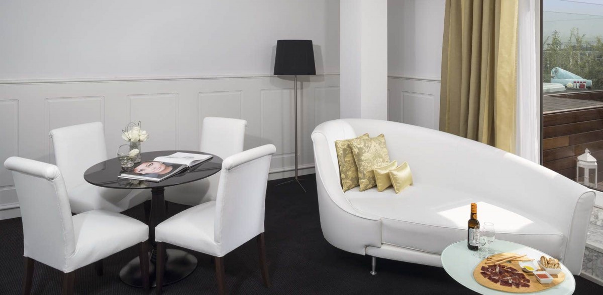 PENTHOUSE SUITE