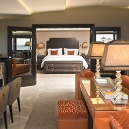 HASSLER PENTHOUSE