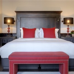 GRAND DELUXE ROOM