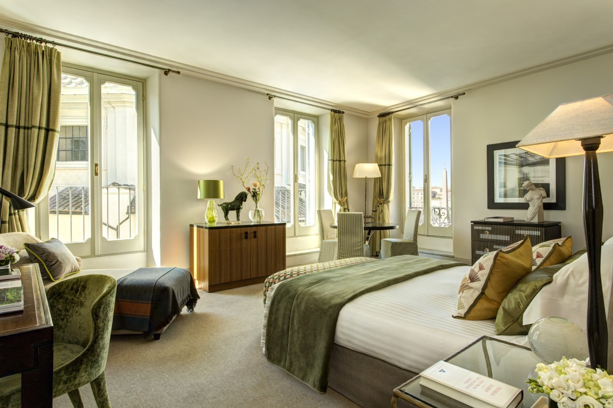 JUNIOR SUITE