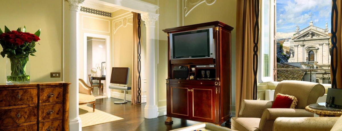 JUNIOR SUITE