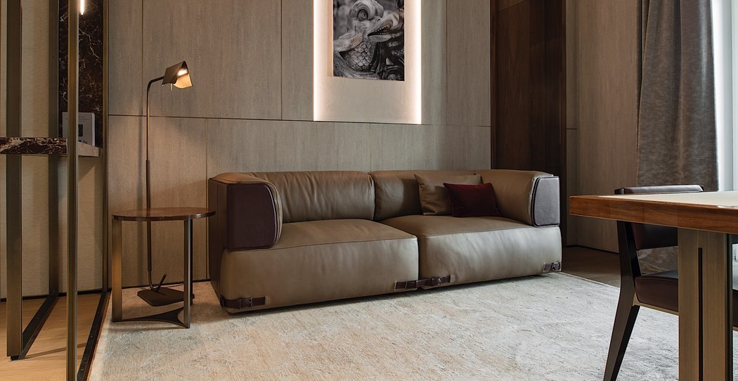 DELUXE SUITE 4