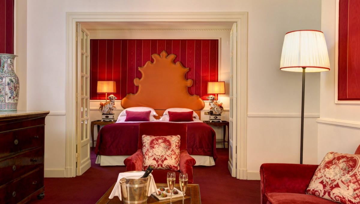 EXECUTIVE JUNIOR SUITE