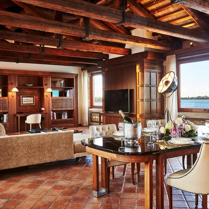 SAN CLEMENTE SUITE