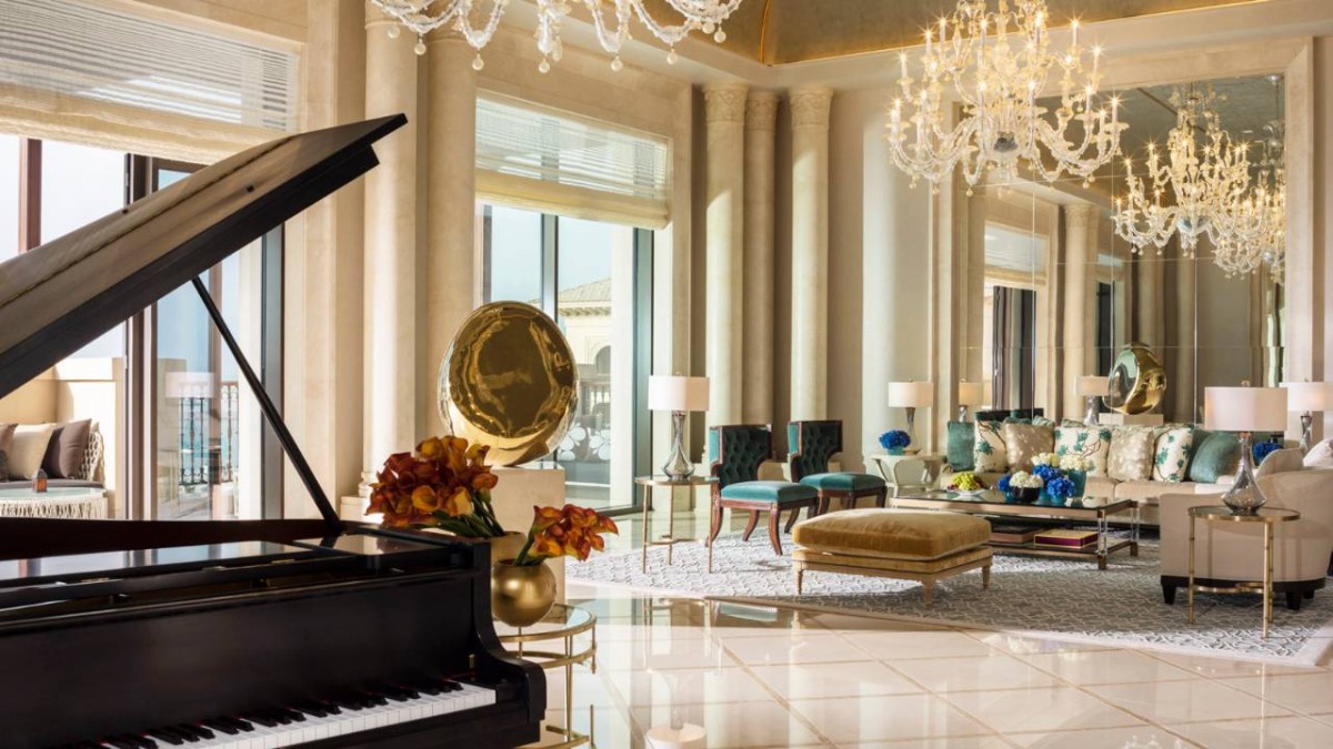 ROYAL SUITE