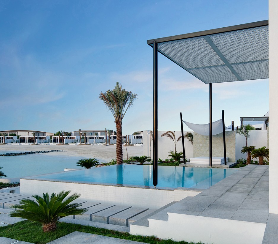 BEACH VILLA