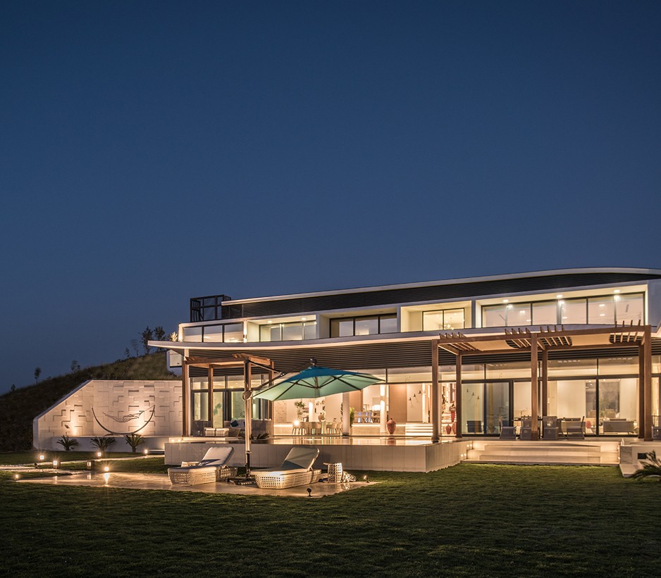 BEACH ESTATES