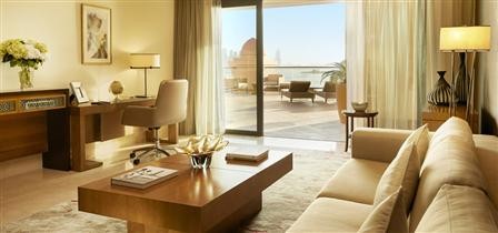 SIGNATURE SUITE
