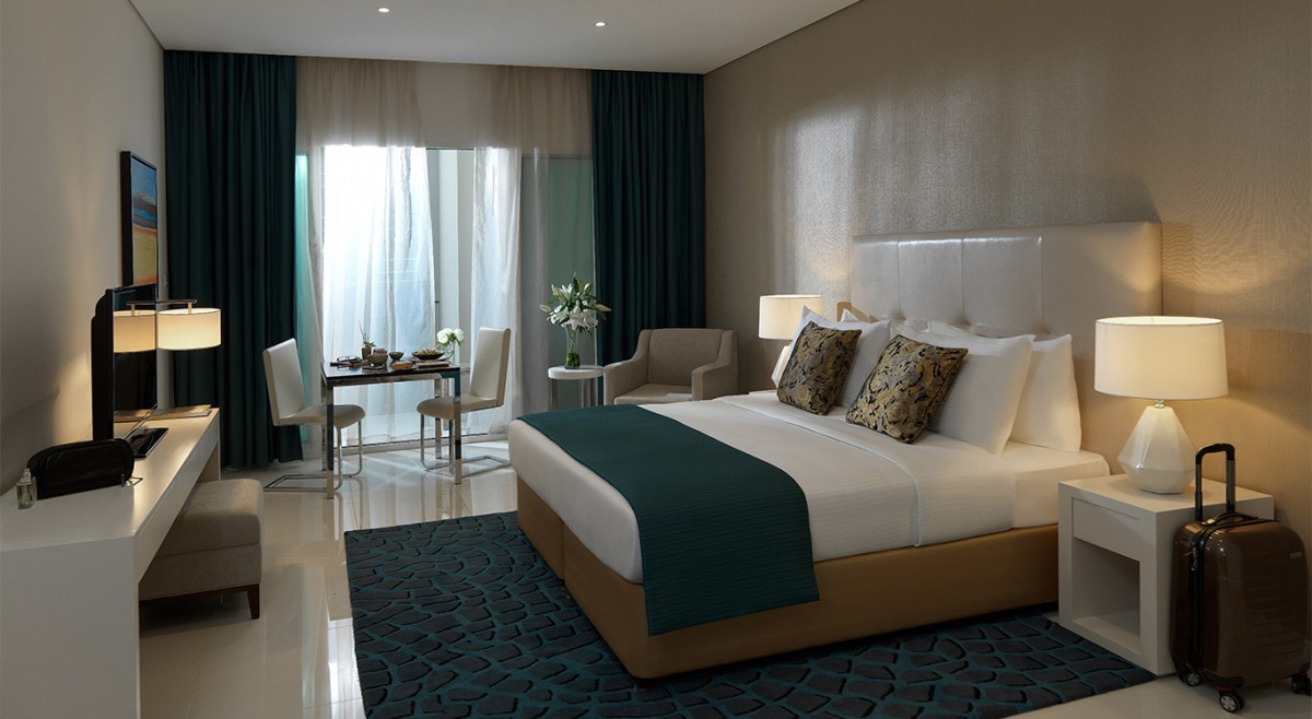 DELUXE ROOM