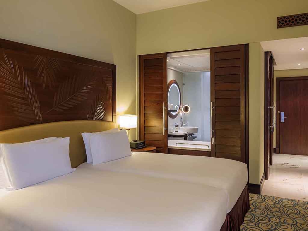 SUPERIOR ROOM - TWIN BEDS, PRIVATE BALCONY, PARTIAL SEA VIEW