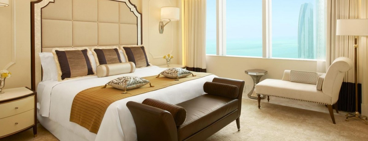 ST. REGIS SUITE