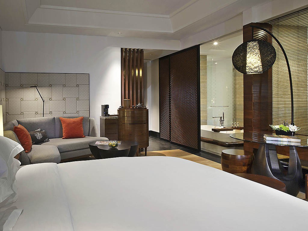 LUXURY ROOM, 1 KING SIZE BED