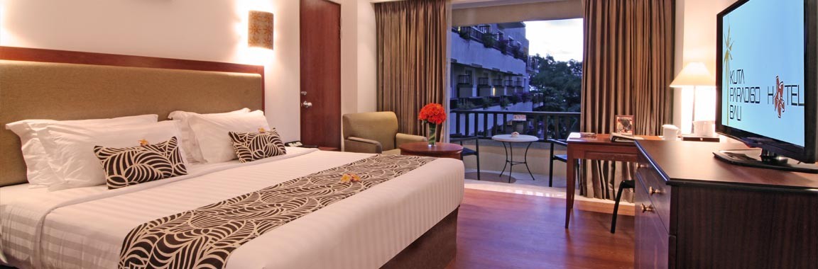 DELUXE POOL VIEW ROOM