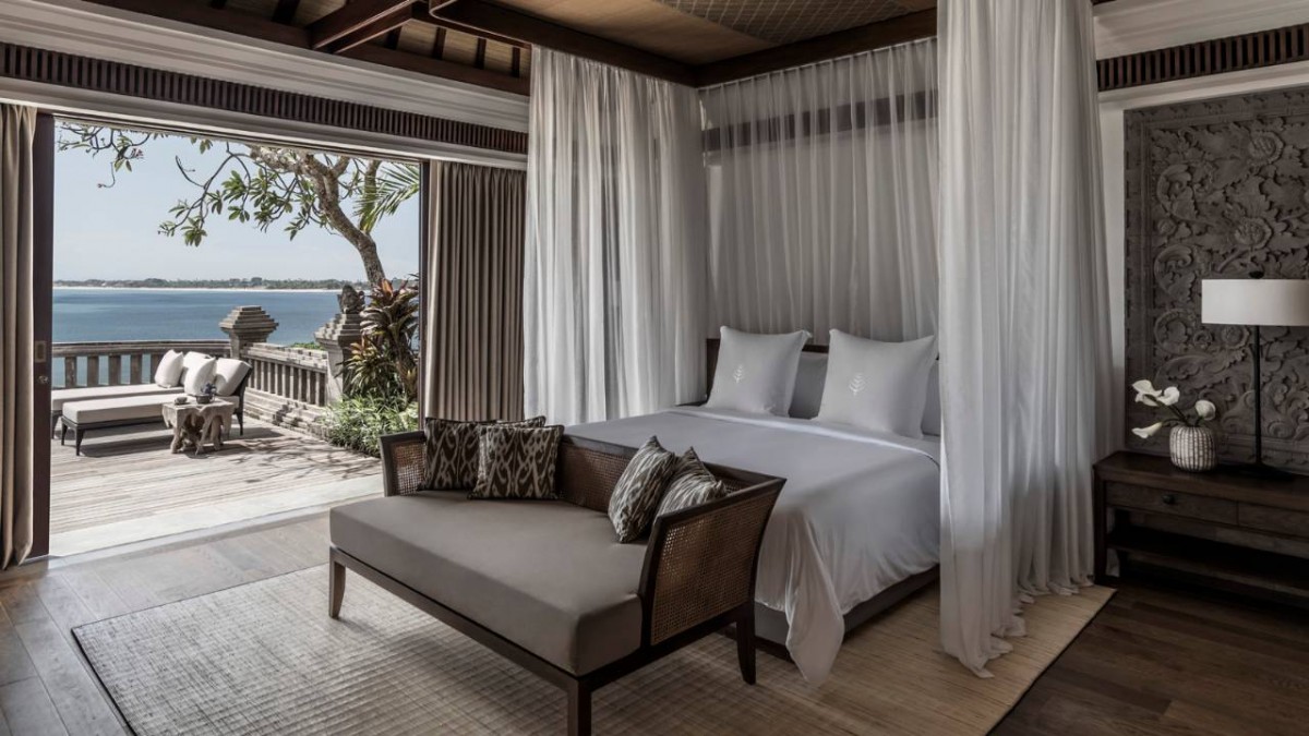 ROYAL TWO-BEDROOM VILLA