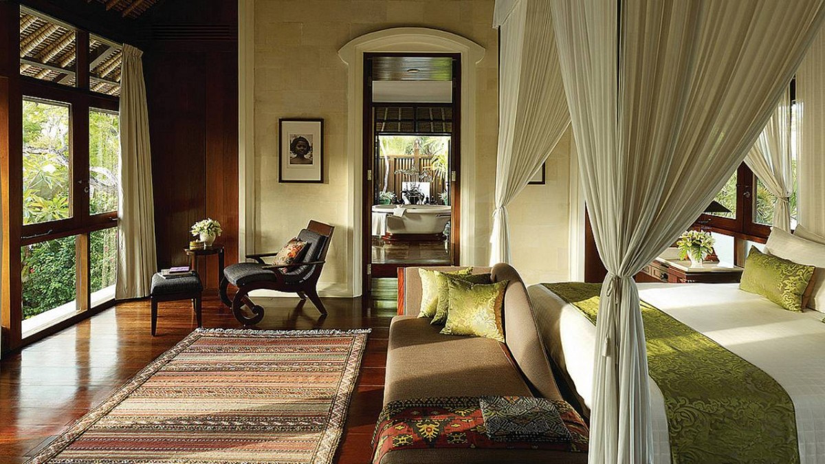 THREE-BEDROOM GARDEN RESIDENCE VILLA