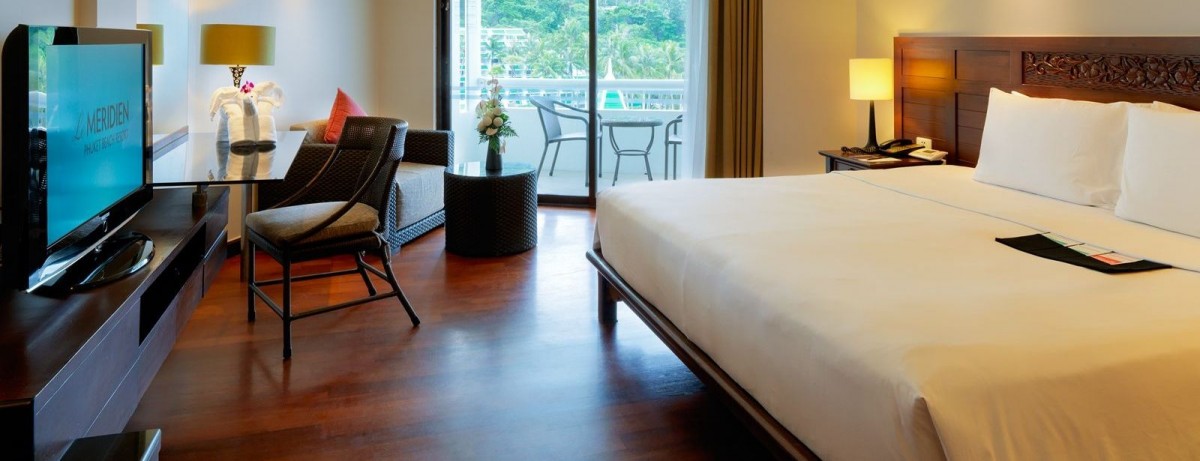 DELUXE POOL VIEW ROOM