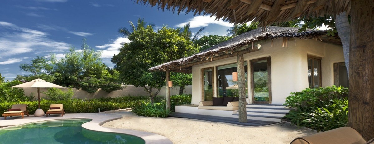 BEACHFRONT POOL VILLA