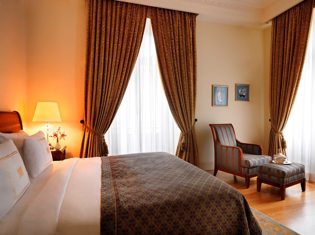 ERNEST HEMINGWAY SUITE​