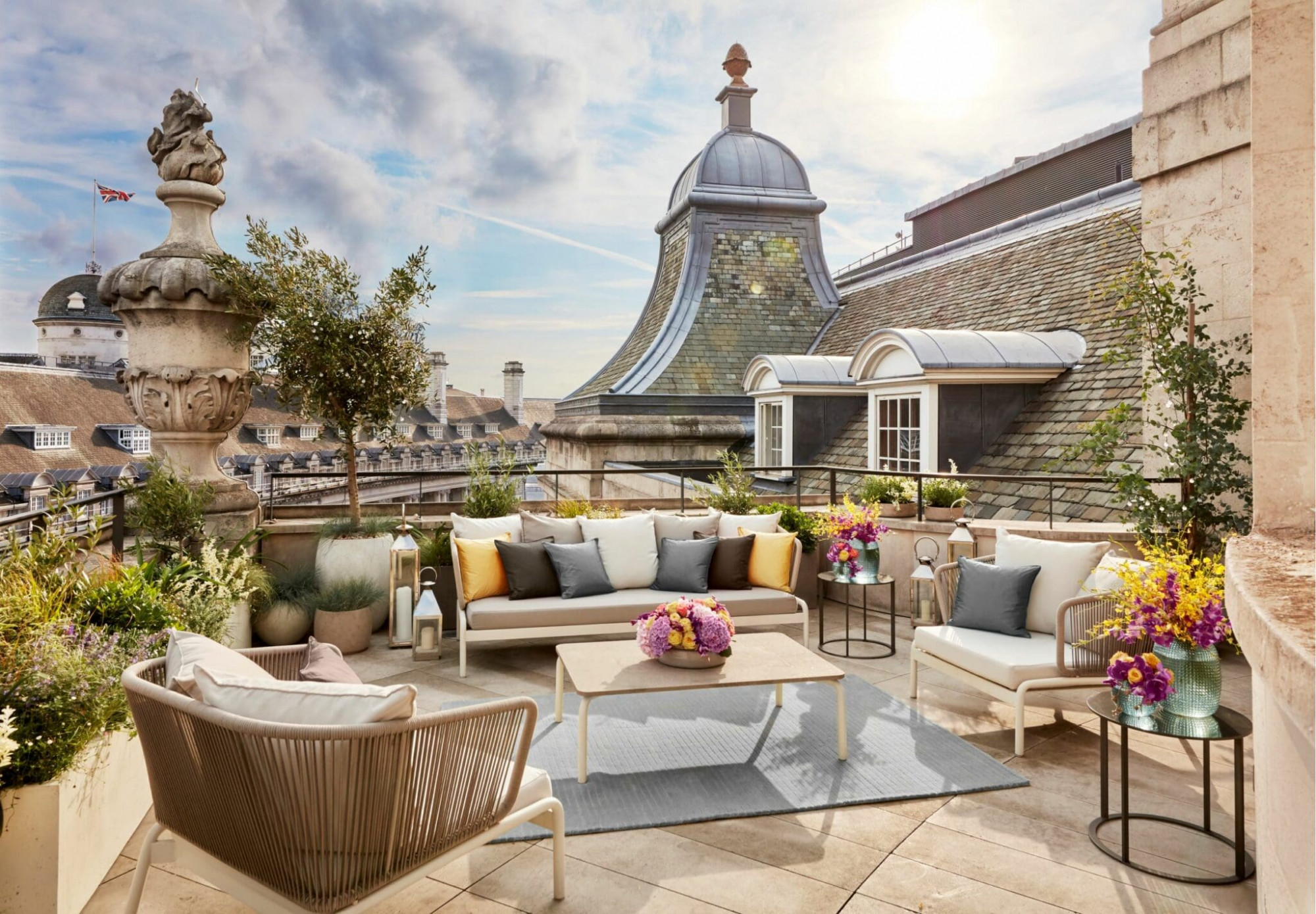 The Set Collection – A Journey Through Timeless Elegance